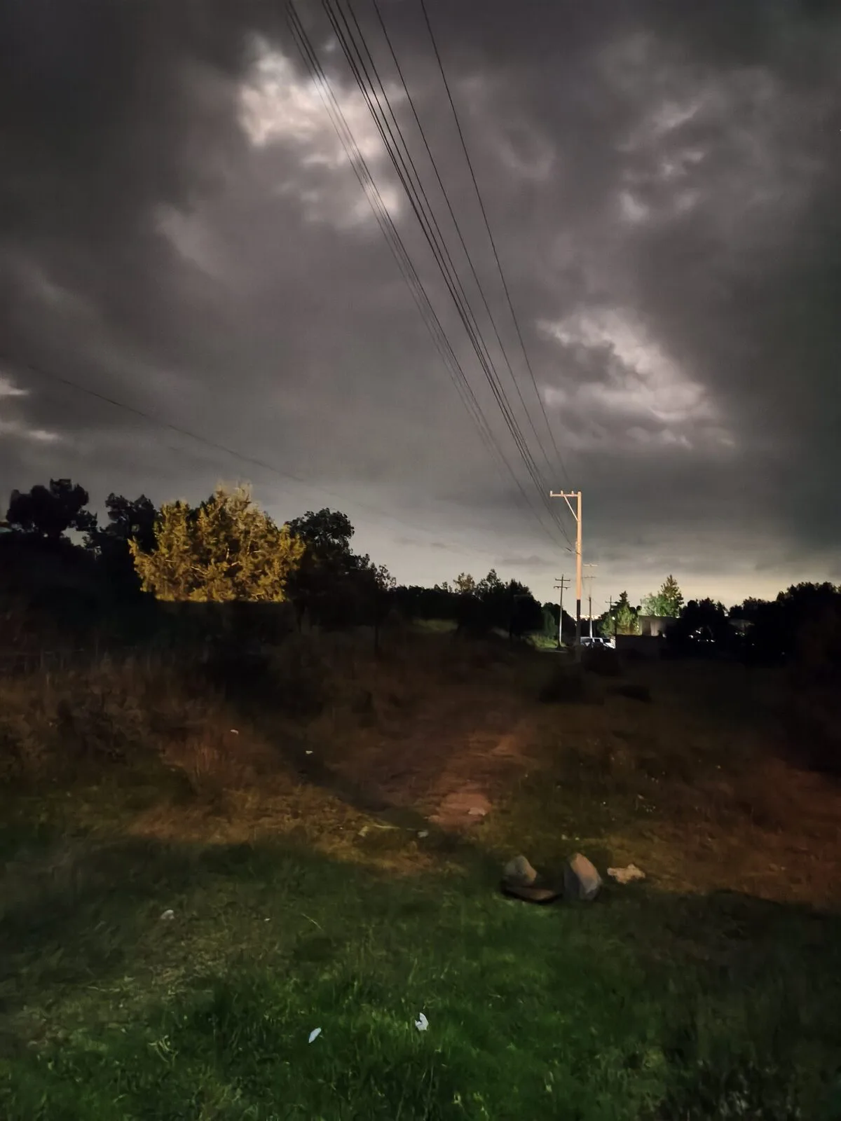 Foto cotidiana 15 — Vida de todos los días · 2025. Fotografía de José Alejandro Armenta, artista del auto y la vida cotidiana en Tlaxcala.