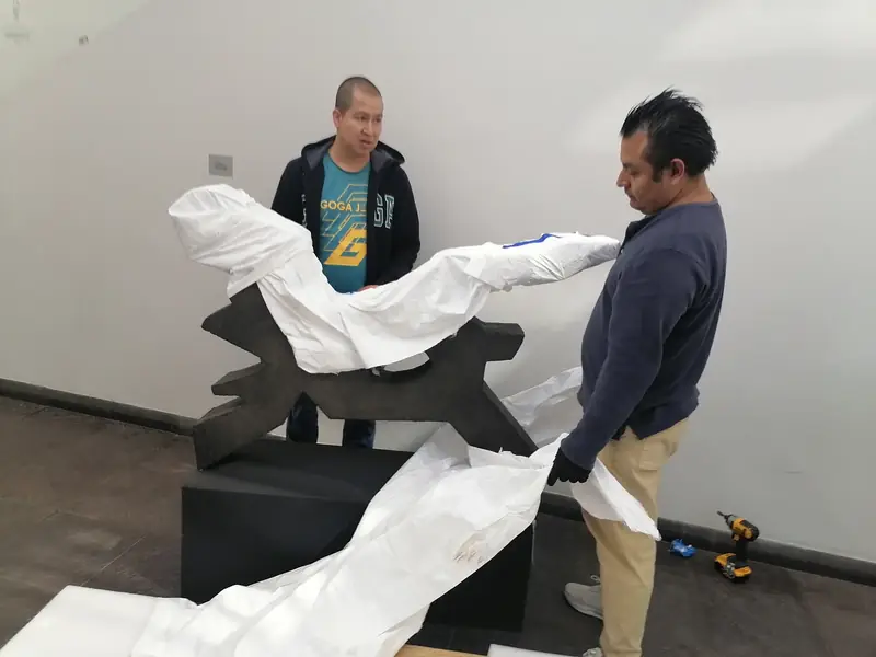 Federico Silva, lucha y fraternidad. El triunfo de la rebeldía — Escultura de Federico Silva — Vista 14