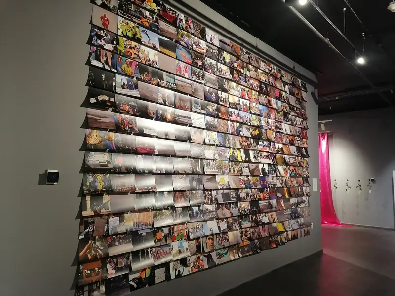 Pensar es Ahora Vol. 2 — Obra de jóvenes artistas — Vista 02
